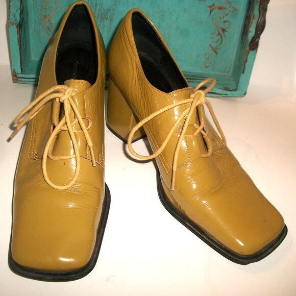 Intentionally Blank L.A. Mustard-Patent Square Toe Lace Up Block Heel Pumps FAB! - Picture 3 of 11
